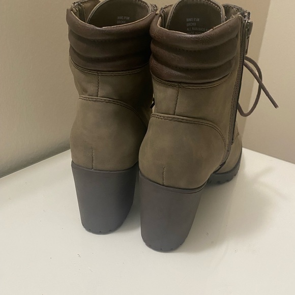 high heel lace up  boots women’s size 9.5 NWOT - Picture 4 of 5